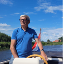 Harry Brouwer op boot